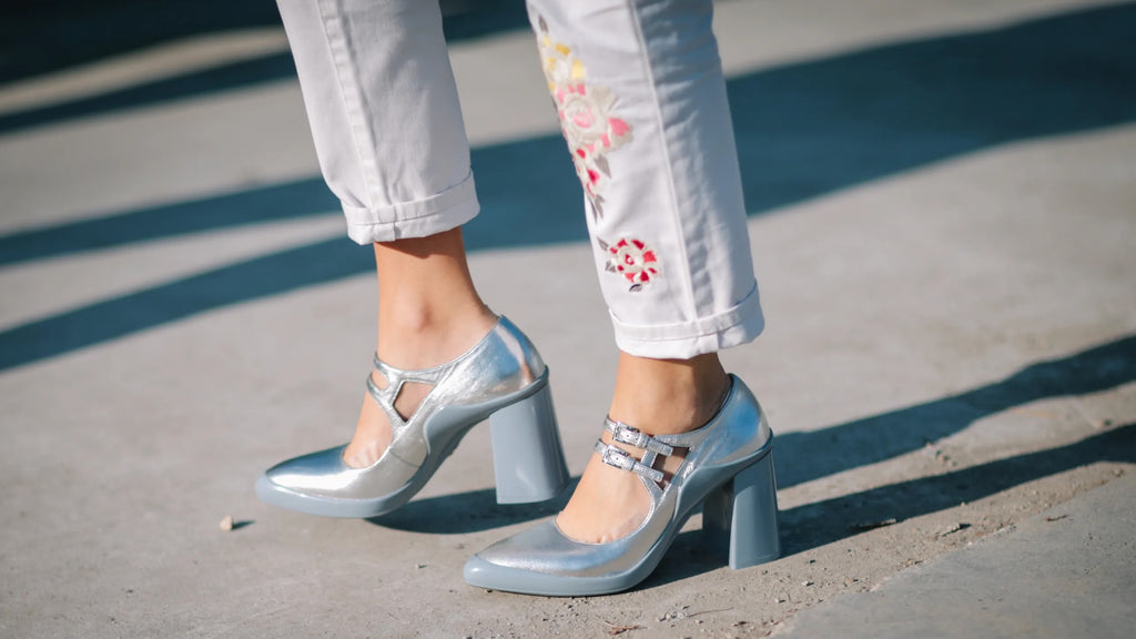 Prada — Mary Jane Block Heel Silver Runway Pumps AW2015, Size 38,5