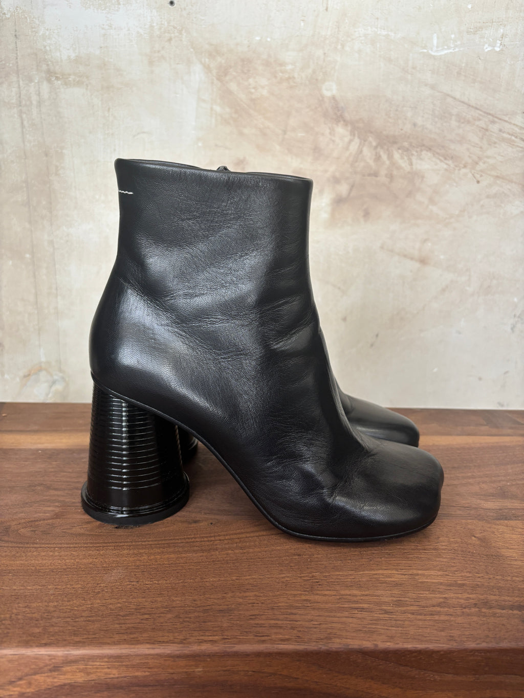 MM6 Maison Margiela — Party cup boots AW2017, Size 38